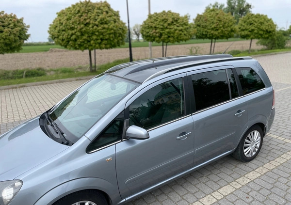 Opel Zafira cena 9900 przebieg: 238000, rok produkcji 2005 z Gostyń małe 67